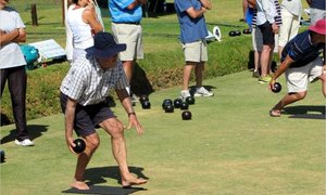 HELMIE DE VRIES ROLBAL GEDENKDAG